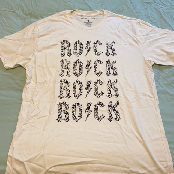 Graphic Tee - Picture 1 of 2